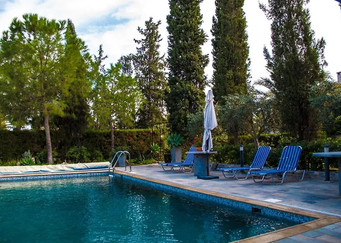 Idyllic With Private Pool